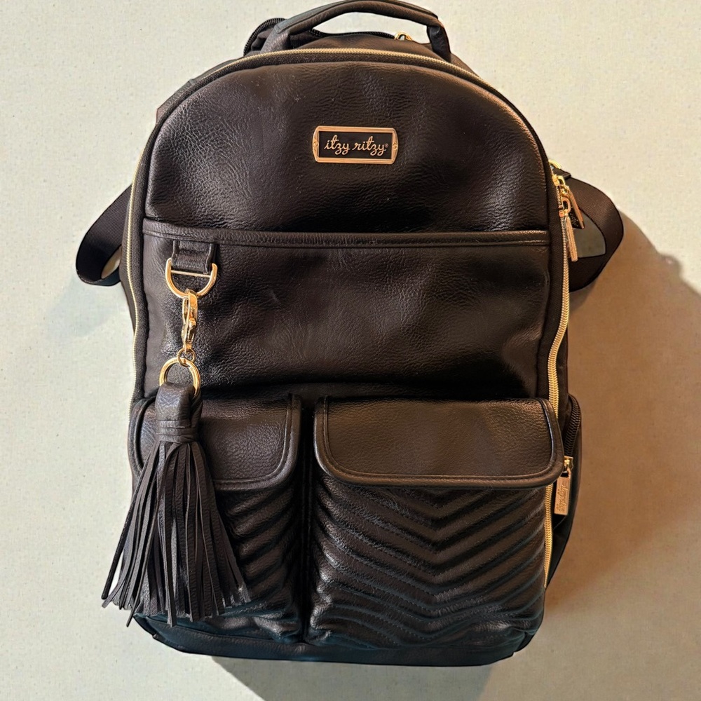 Itzy Ritzy Black Vegan Leather Diaper Backpack Gold Hardware Boss Style
